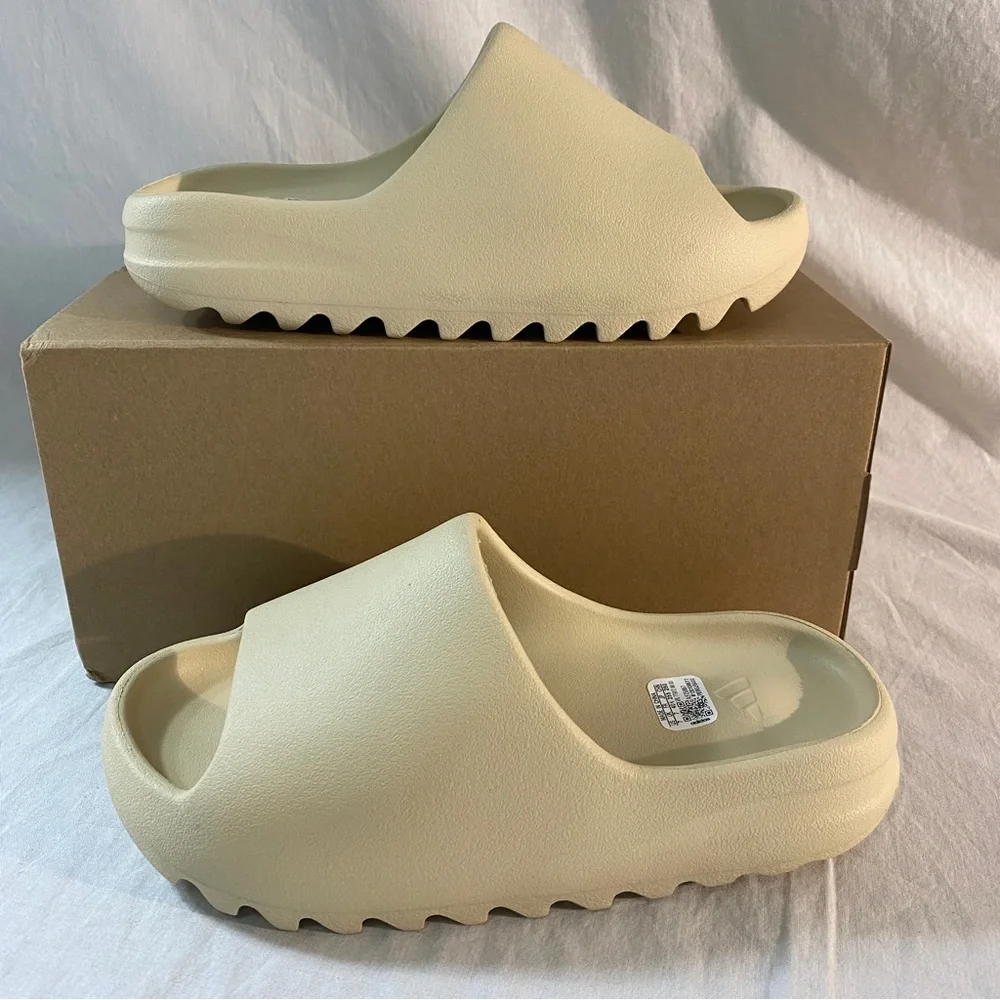 Adidas Yeezy Slides Bone restock Size 7 NEW